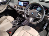 ☆センターパネルを運転席側に僅かに傾けたBMW独特のインパネ☆【駆け抜ける歓び】はここからもスタートしております☆