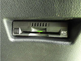 ETCゲートを使ってキャッシュレスで料金所を通過・スマートに時短出来ます。スマートICを乗降出来るのもメリットです!ETCカードはトヨタカードがおすすめ!