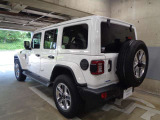 大自然を力強く走破するための要素を兼ね備えた姿は「どこへでも行ける。なんでもできる。」楽しさと自由を体現しています。