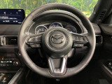 【純正革巻きステアリング】上質な革を使用することで、手にしっかり馴染みとても運転しやすいハンドルです♪