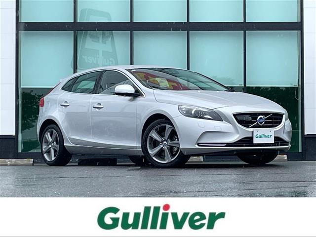ボルボ V40 