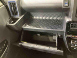 弊社では、お車を納車してからが本当のお付き合いのスタートだと思っています。お客様に頼りにされる「お店」を目指しています!