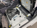 親切・丁寧な専門メカニックスタッフが応対!・車検・点検整備・事故等の修理などアフターサービスも安心。お車のカスタマイズもネクステージのサービススタッフまでご相談ください!