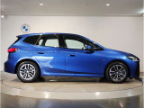BMWでは重量配分にもこだわりがあり、FRモデルでは50:50とFFモデルでも60:40と前後の重量バランスにこだわり、軽快なハンドリングを実現しております。