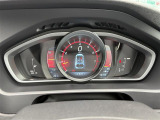 【スピードメーター】メーターがシンプルで見やすく運転しやすいですね。
