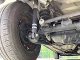 お車を安心してお乗りいただく為には、足回りの定期点検が欠かせません。サービスサポート(有償保証)では無料点検もご提供しており、安心のカーライフをお過ごしいただけるサポート体制が整っています。