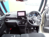 周りが見やすく運転しやすいお車です♪