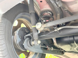 お車を安心してお乗りいただく為には、足回りの定期点検が欠かせません。サービスサポート(有償保証)では無料点検もご提供しており、安心のカーライフをお過ごしいただけるサポート体制が整っています。