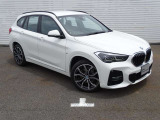 お車のお見積りと合わせましてBMW自動車保険のお見積もご用意致します。BMW車オーナー様へ向けたBMWだけの特典がございますBMW自動車保険につきましてもお気軽にご相談下さい。