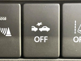 【スズキ セーフティサポート】走行中に前方の車両等を認識し、衝突しそうな時は警報とブレーキで衝突回避と被害軽減をアシスト。より安全にドライブをお楽しみいただけます。