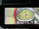 【サイドモニター】側方のカメラの映像がモニターに映し出すことができます!サイドの見えない死角や、障害物との距離感をしっかり確認することができます!駐車が苦手な方におすすめです。
