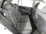 ゆとりある広々とした車内空間は、ドライブを始め買い物やレジャーなど、幅広く活躍します。一人でもみんなとでもお出かけを楽しみましょう!