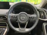 【純正革巻きステアリング】上質な革を使用することで、手にしっかり馴染みとても運転しやすいハンドルです♪
