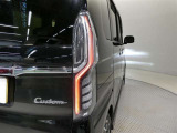 LEDテールライトです。省電力、高輝度のLEDは明るく照らすので夜間運転時の視認性を高めます。スタイリッシュな見た目で細かいところもこだわりたいあなたに!