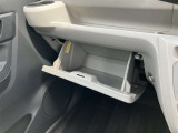 グローブボックスです。
