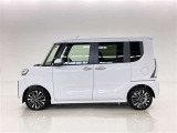 両側パワースライドドア付きだから、狭い駐車スペースなどでの 乗り降りラクラク!小さなお子さまのいるご家庭には嬉しい装備。
