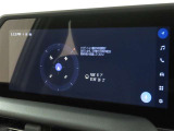 メーカー装着のディスプレイオーディオを装備しております。
