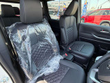 ☆展示場には高品質の中古車や新車が勢揃いです☆展示台数100台の大型展示場へ是非ご来店ください☆