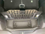 WEB掲載時にはお車に付いている装備と、様々な写真をたくさん載せるように心がけております。1台1台特徴をとらえたキャッチコメントを掲載しています。