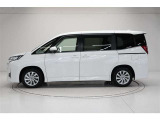 HV車です。ガソリン車より燃費もよく静かで滑らかな走りです。