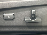 【パワーシート】スイッチ一つで簡単にシートの微調整が可能!電動だから力もいりません!快適なシートポジションにセットして、快適なドライブをお楽しみください。