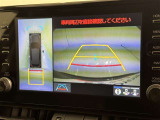 バックモニター付なので後退時に後方が見えるので安心。 車は構造上、死角がたくさんなので万が一を考えると必須ですね。 あくまで補助の為の装備、バックは目視で確認する事が重要ですよ。
