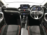 視野も良く、運転しやすいコックピットです。