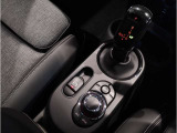 【MINI認定中古車】MINIのご購入はぜひMINI正規ディーラーで!メーカー基準の納車前点検整備を全車実施。規定整備を実施された車両にのみ付帯出来る全国保証。
