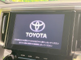 【9インチ ディスプレイオーディオ】大画面ディスプレイへお持ちのスマートフォンと連携して、ナビやbluetoothでの音楽再生が可能です♪デザインはもちろん操作性も良好!別途ナビ機能の取付可能です♪