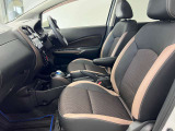 【車内ルームクリーニング済】専門スタッフにより車内はきれいにルームクリーニングを行っております。