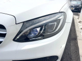 ●LEDヘッドライト:夜間走行時も良好な視界を確保し安心して運転できる高輝度LEDヘッドライトを装備!点灯速度が早く、消費電力も抑えられています。