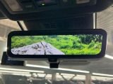 【デジタルインナーミラー】後席の大きな荷物や同乗者で後方が確認しづらい時でも安心!カメラが撮影した車両後方の映像をルームミラー内に表示。クリアな視界で状況の確認が可能です!