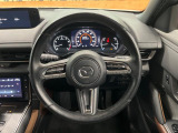 【純正革巻きステアリング】上質な革を使用することで、手にしっかり馴染みとても運転しやすいハンドルです♪