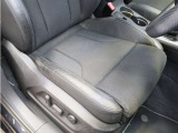 禁煙車ですので焦げや臭いなどはございません。気持良くお乗り頂けます。