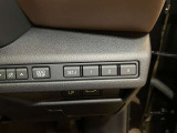 運転の操作性、快適性、など全ては、シートポジションから始まります。シートメモリーは、重要な機能です。
