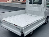 荷台床面を低く設定荷物の積み下ろしもラクラク。