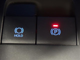 【電動パーキングブレーキ】パーキングブレーキを指先だけで操作可能です!力の弱い人にも安心してブレーキをかけていただけます!
