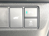 【パワーバックドア】スマートキーや運転席のボタンを押すだけでリアゲートが自動で開閉します!荷物を持っている時や、高い位置にあるバックドアを閉める際に便利な機能です♪