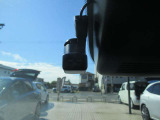 ☆ドラレコ☆いま、人気のカー用品といえば「ドライブレコーダー」です。愛車に取り付けることで映像と音声を記録してくれるドライブレコーダーは、事故の際に確かな証拠能力を発揮してくれます。