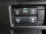 アイドリングストップ機能がついているので、停車時にエンジンを止めて燃料消費を抑えます。環境にもお財布に優しいですね♪