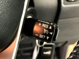 【クルーズコントロール】高速道路もラクラク走行。アクセルを離しても一定速度で走行ができ、長距離運転時の負担を軽減!加速・減速も簡単なスイッチ操作で調整できます。