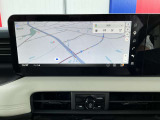 NissanConnectインフォテインメントシステム。 Google搭載で、ナビゲーションはもちろん、普段スマートフォンなどで楽しんでいる情報などを利用できます。ナビ機能は日産コネクトサービスへ加入が必要です。