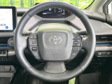 【レーダークルーズコントロール】高速道路での長距離走行が楽に!!自動で速度を保つクルーズコントロールが、衝突軽減システムと連携し、前方の車両を感知して車間を保つように速度調節してくれます!!