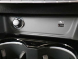 ご契約からご納車、そしてアフターフォローまで。AAA横浜青葉の専任スタッフは、お客様のAudiライフをきめ細かくサポートさせて頂きます。