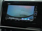 ◆バックカメラ◆リバースにするだけで映ります、後方の安全確認や、狭い駐車場での車庫入れ、雨の日や夜間など視界の悪い時に便利です!安全にバックする為には欠かせない装備です。