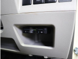 ETC車載器付き☆ セットアップ作業もご依頼いただければご納車までに行います!納車当日から有料道路をご利用いただけます♪