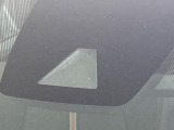【トヨタセーフティセンス】走行中に前方の車両等を認識し、衝突しそうな時は警報とブレーキで衝突回避と被害軽減をアシスト。より安全にドライブをお楽しみいただけます。