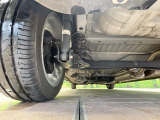 お車を安心してお乗りいただく為には、足回りの定期点検が欠かせません。サービスサポート(有償保証)では無料点検もご提供しており、安心のカーライフをお過ごしいただけるサポート体制が整っています。