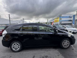 車両入庫時には外装磨きと内装クリーニングを実施しております。納車前にも実施いたしますので、綺麗に快適にお乗りいただけます。