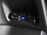 ◆ETC◆有料道路を利用する際にスムースに通過でき、わずらわしい料金支払いから開放されます!今や無いと不便に感じるほど必需品の装備ですね♪